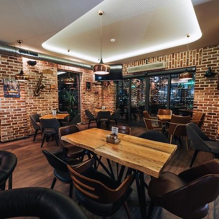 Štip Urbanista Hotel & Bar מראה חיצוני תמונה
