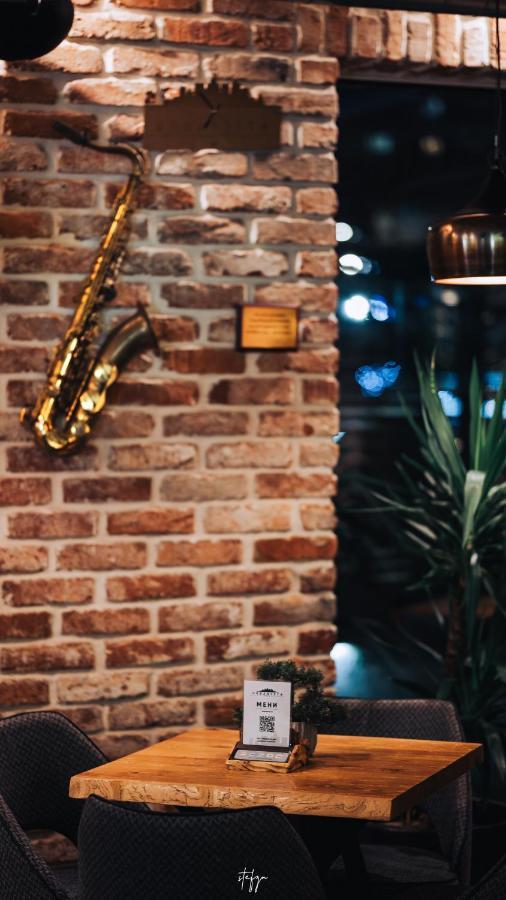 Štip Urbanista Hotel & Bar מראה חיצוני תמונה